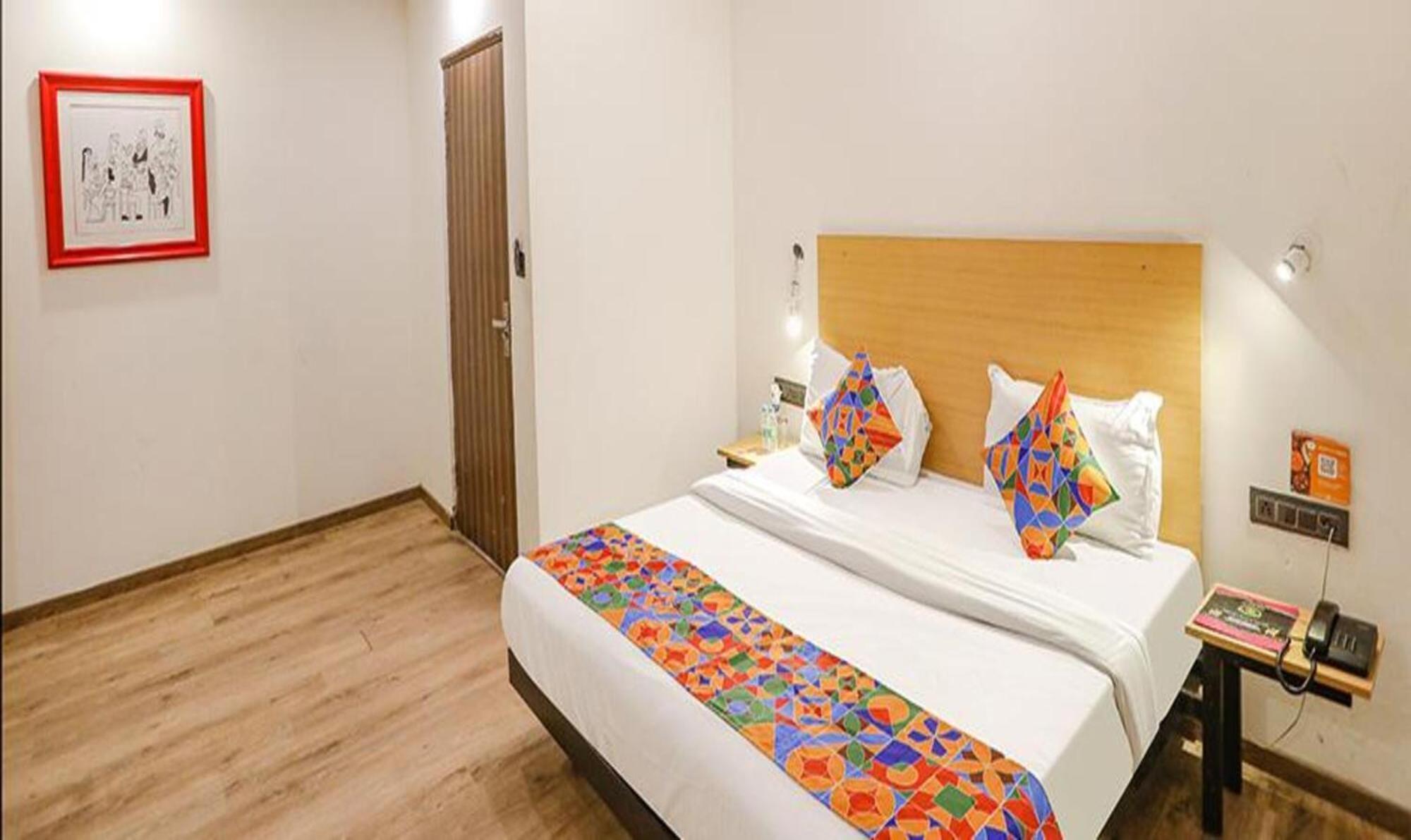 Fabhotel F9 Sector 58 Noida Kültér fotó